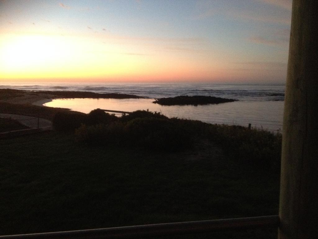 Wytonia Beachfront Accommodation Port Fairy Exterior photo
